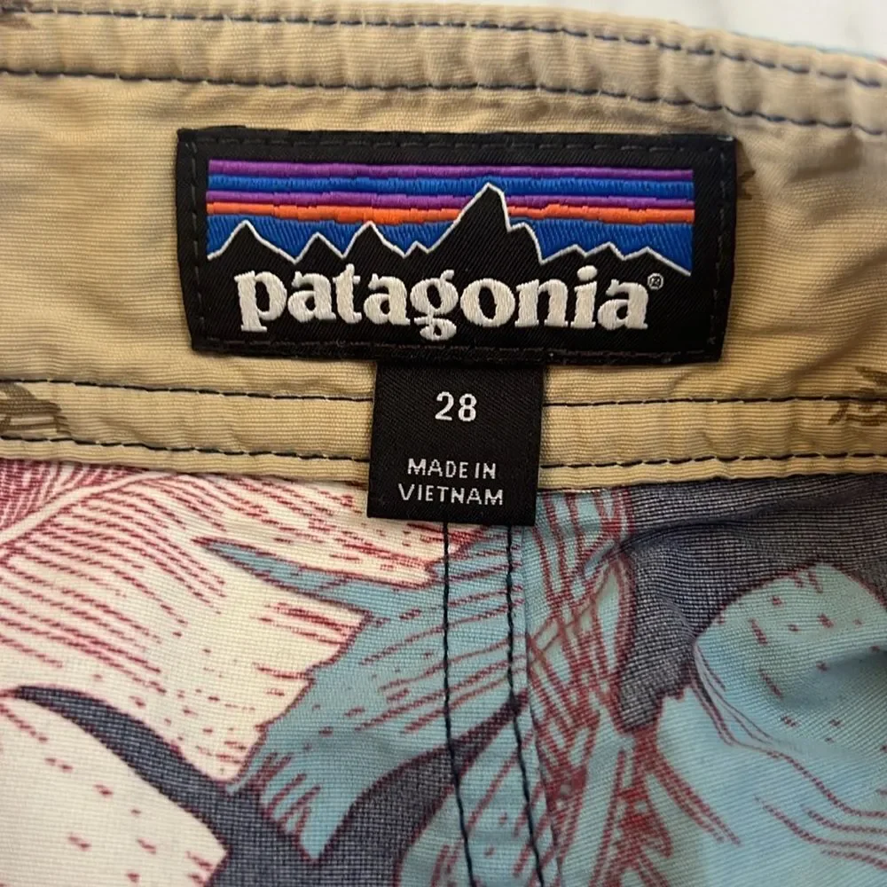 Patagonia Wavefarer Tropical Board Shorts Sz 28